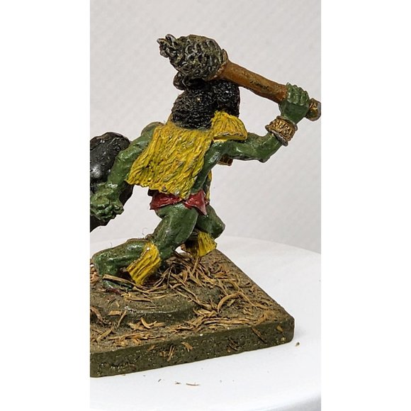 Vintage Orc Rare Stone Made Ogre Warrior With Spider Embossed Shield And Weapon - Picture 15 of 16